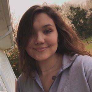 Meet your Posher, Cierra